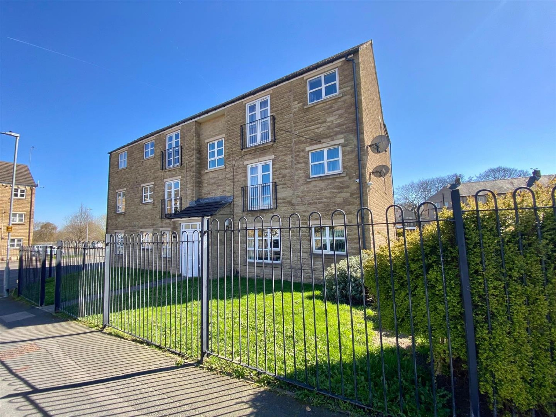 Images for Marlington Drive, Huddersfield