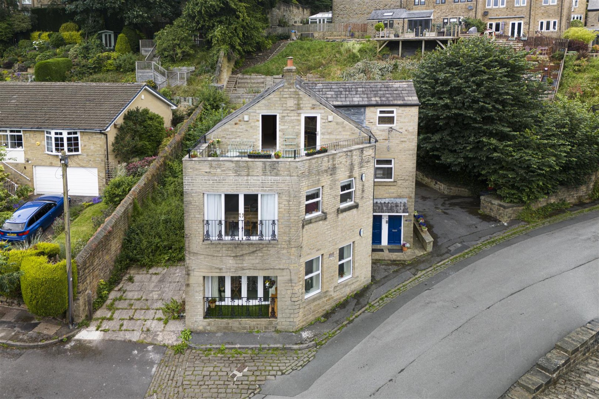 Images for Shaw Lane, Holywell Green, Halifax