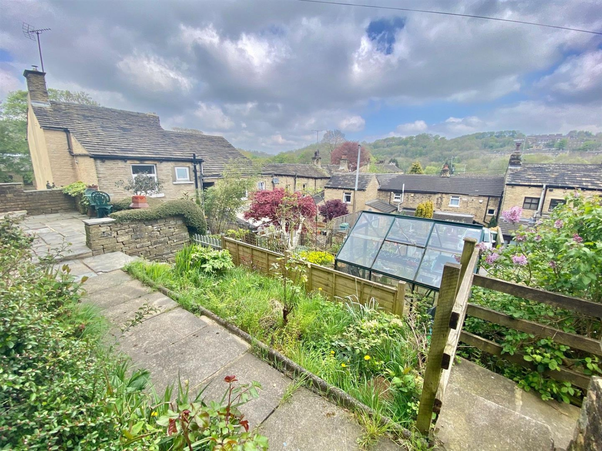 Images for Bankfield Terrace, Armitage Bridge, Huddersfield