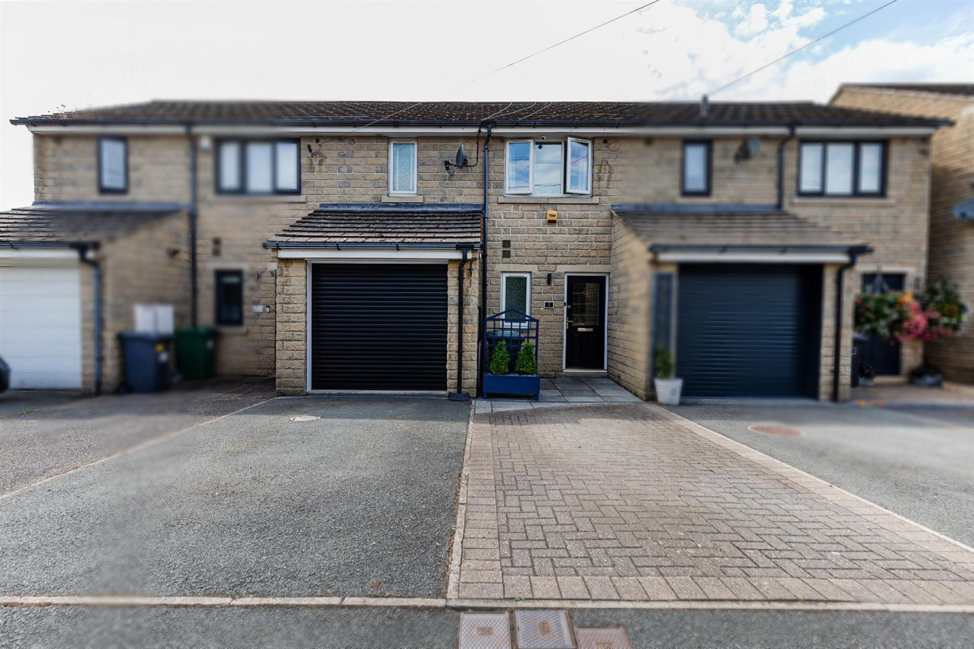 Images for Causeway Crescent, Linthwaite, Huddersfield