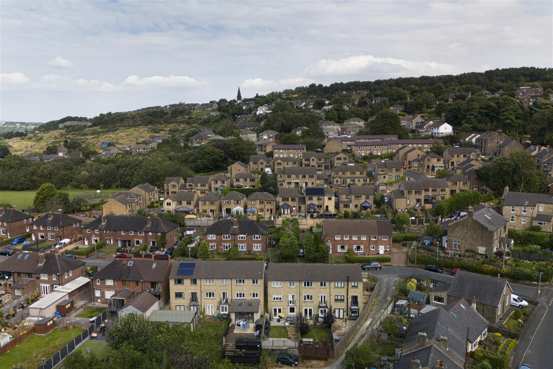 Images for Causeway Crescent, Linthwaite, Huddersfield