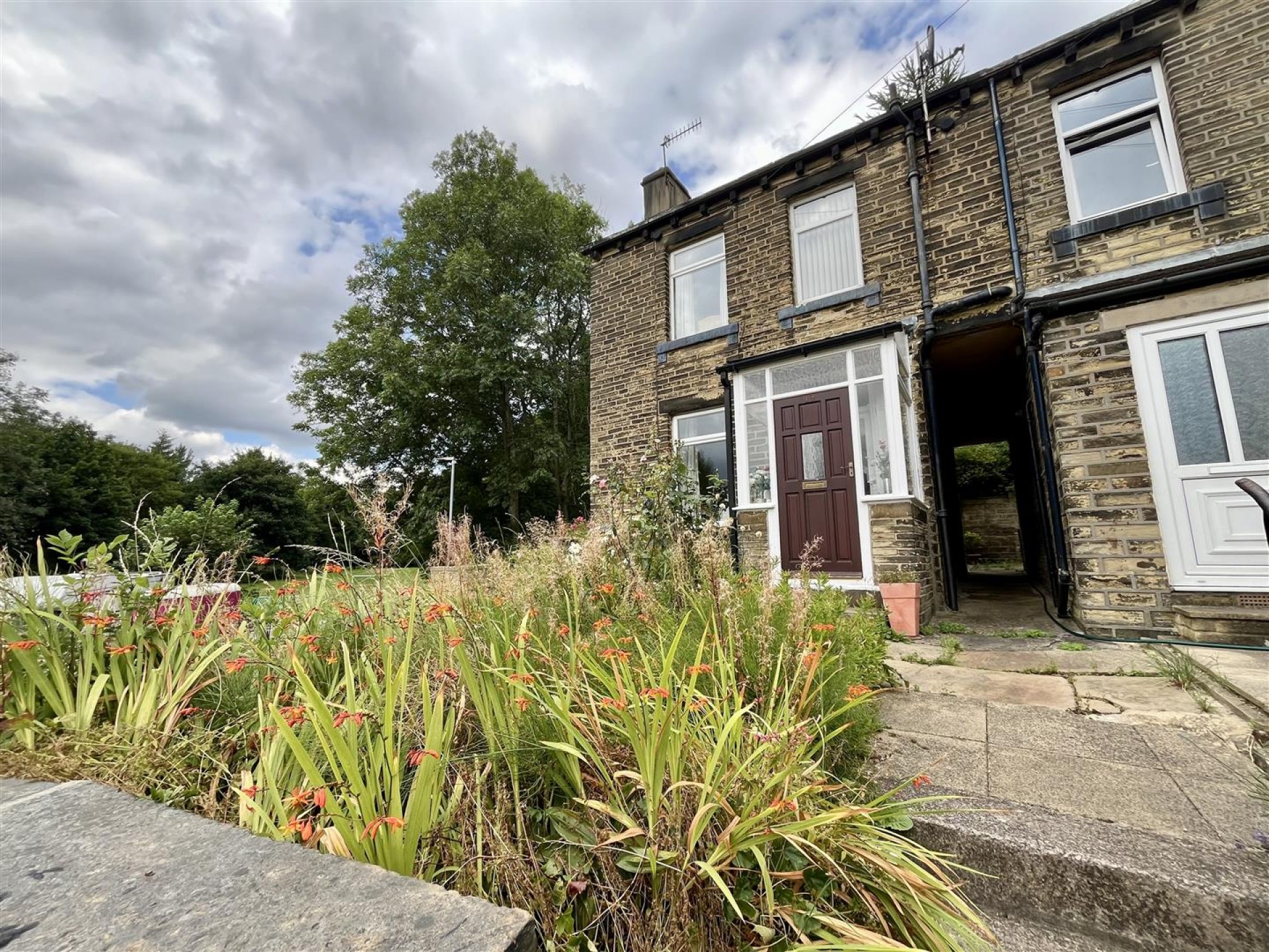 Images for Trooper Lane, Southowram, Halifax