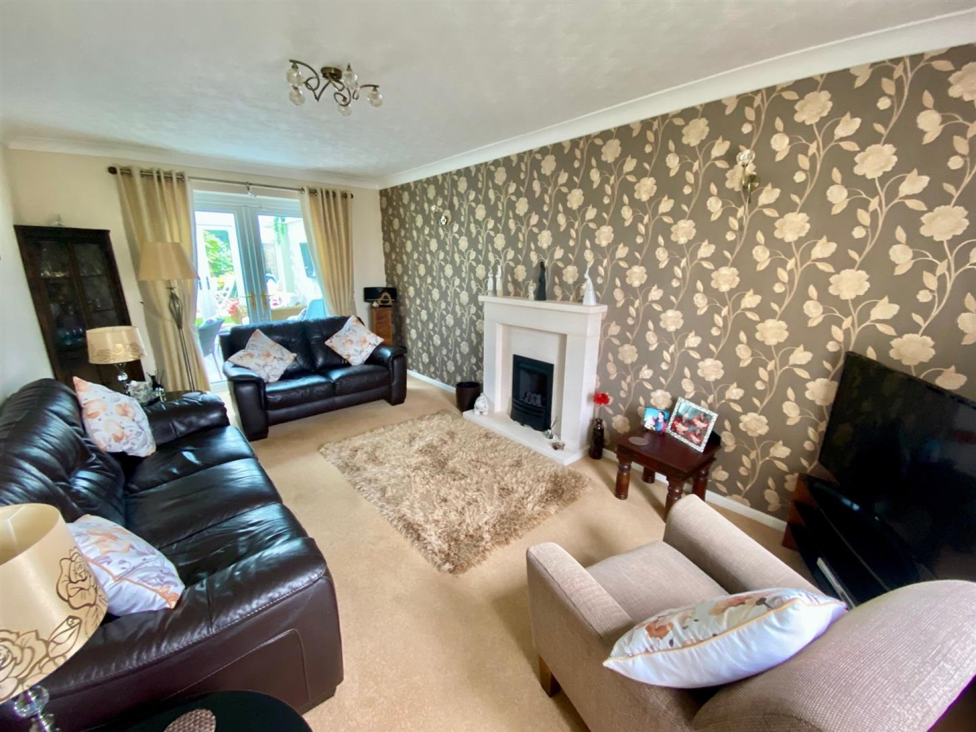 Images for Park Avenue, Liversedge