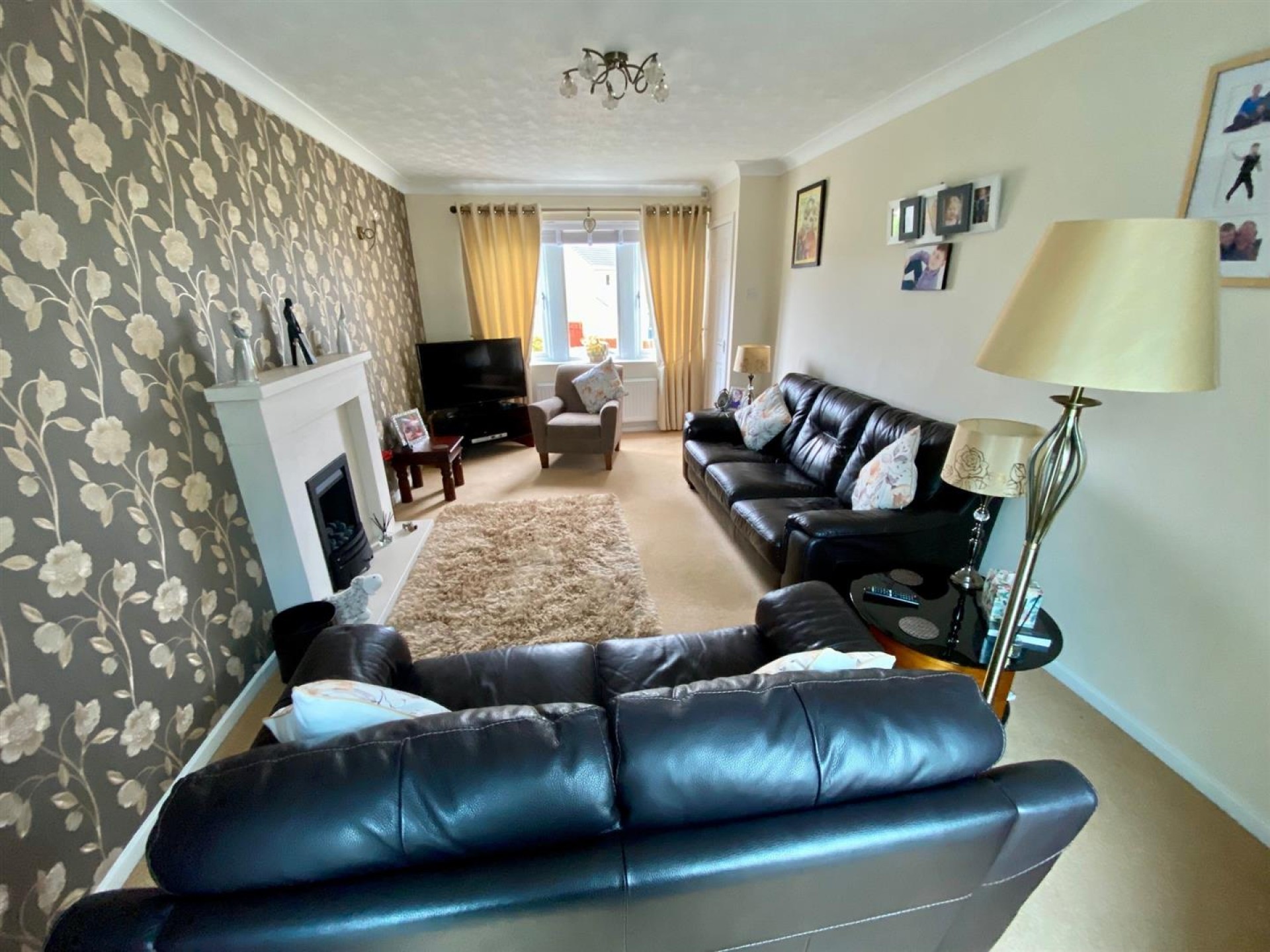 Images for Park Avenue, Liversedge