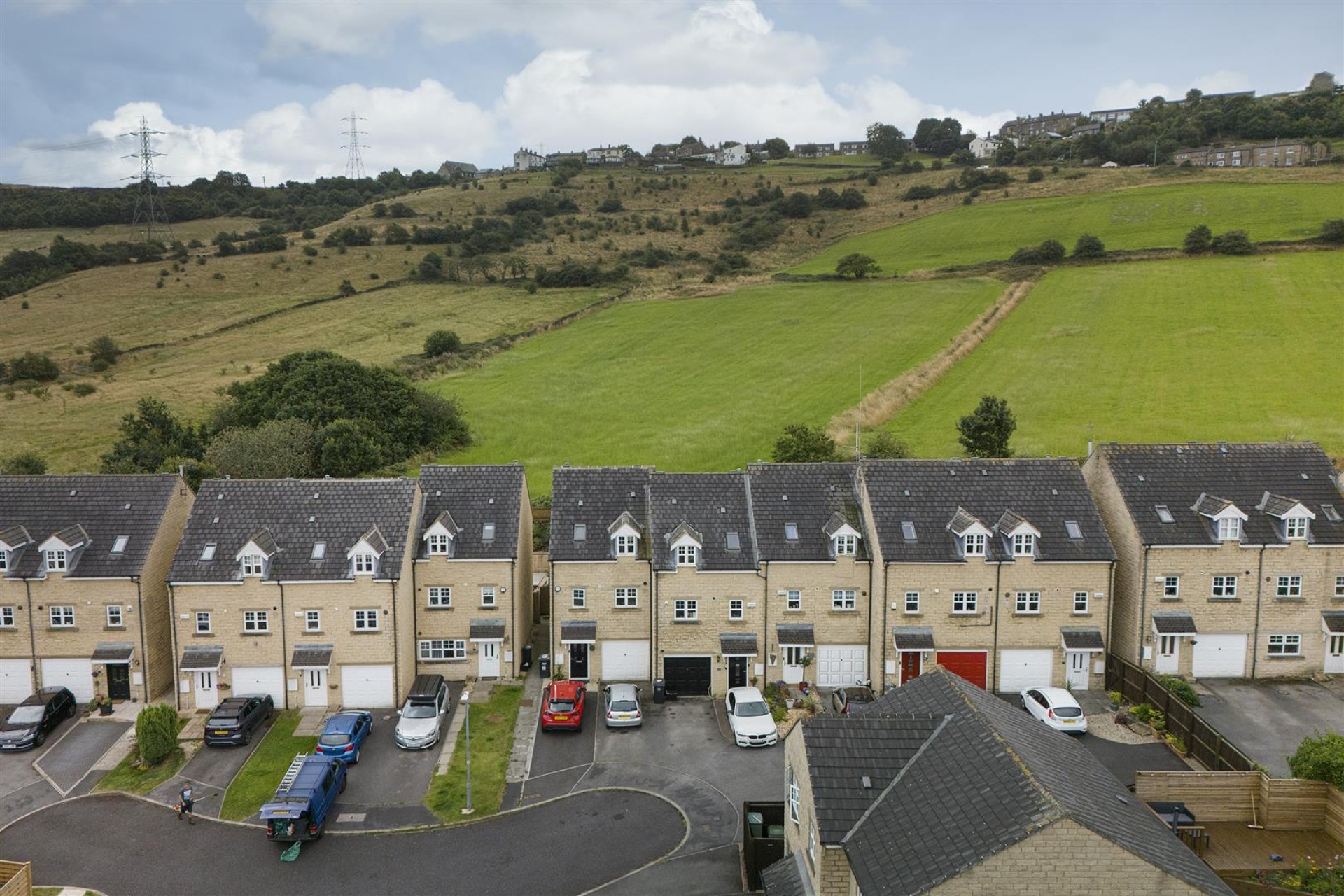 Images for High Bank Close, Elland