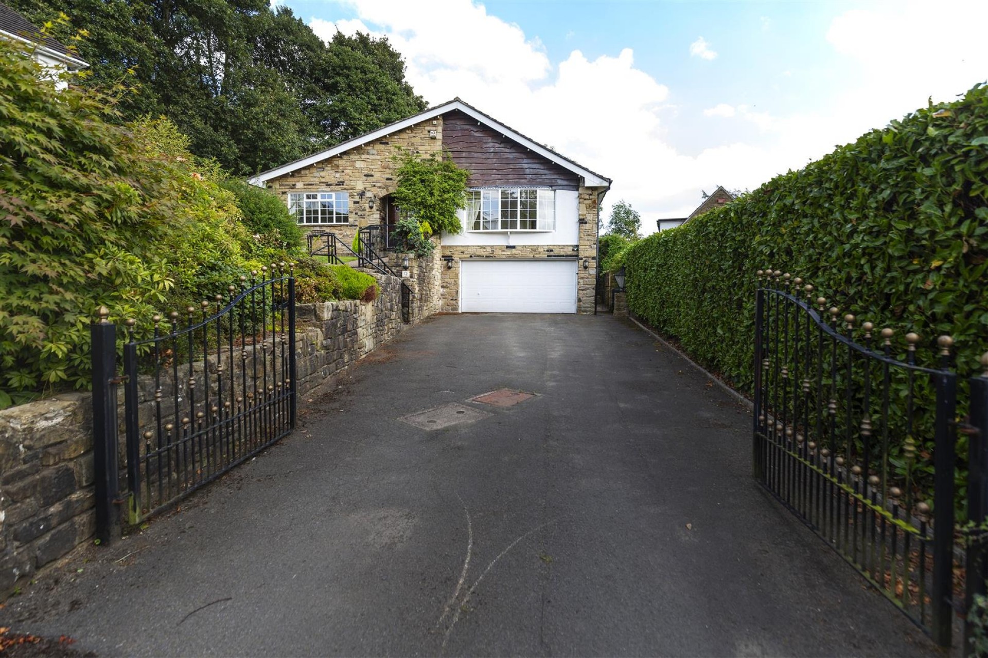 Images for Whitegates Grove, Fenay Bridge, Huddersfield