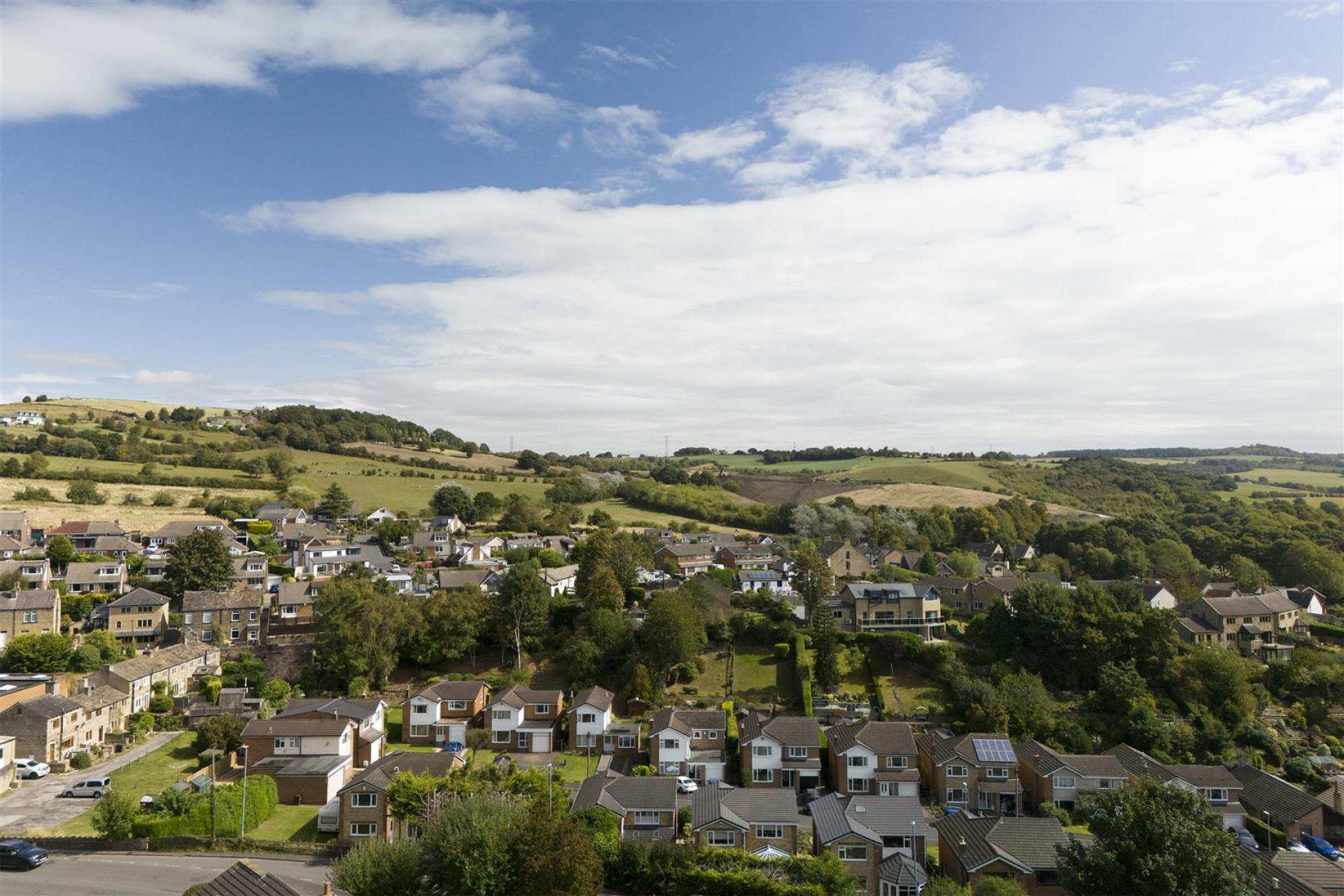 Images for Furnbrook Gardens, Huddersfield