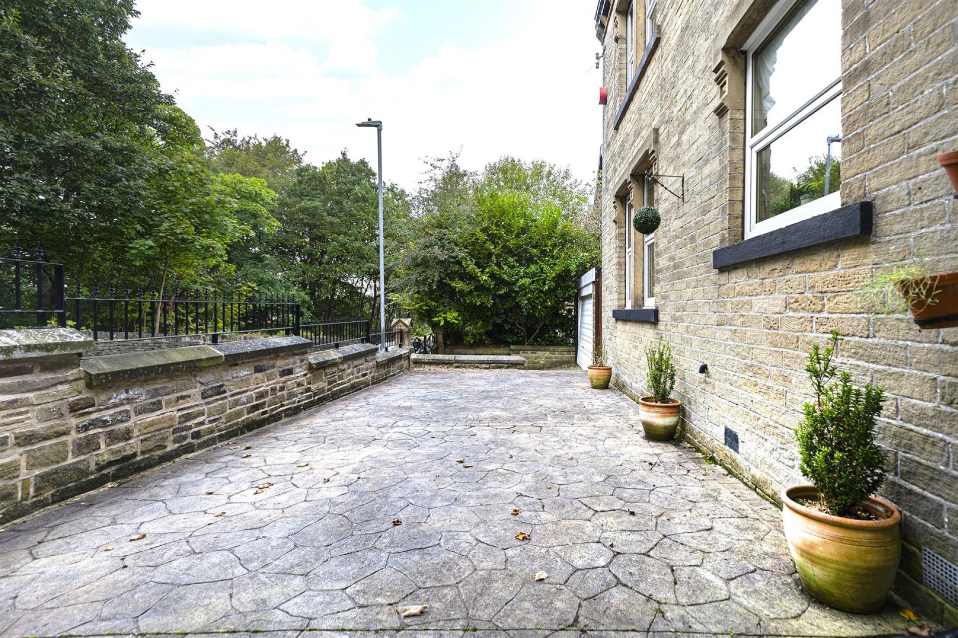 Images for Tunnacliffe Road, Newsome, Huddersfield