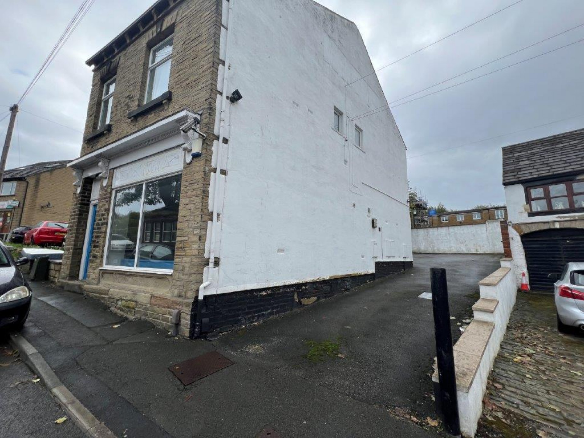 Images for 26-28 Oldfield Lane, Heckmondwike