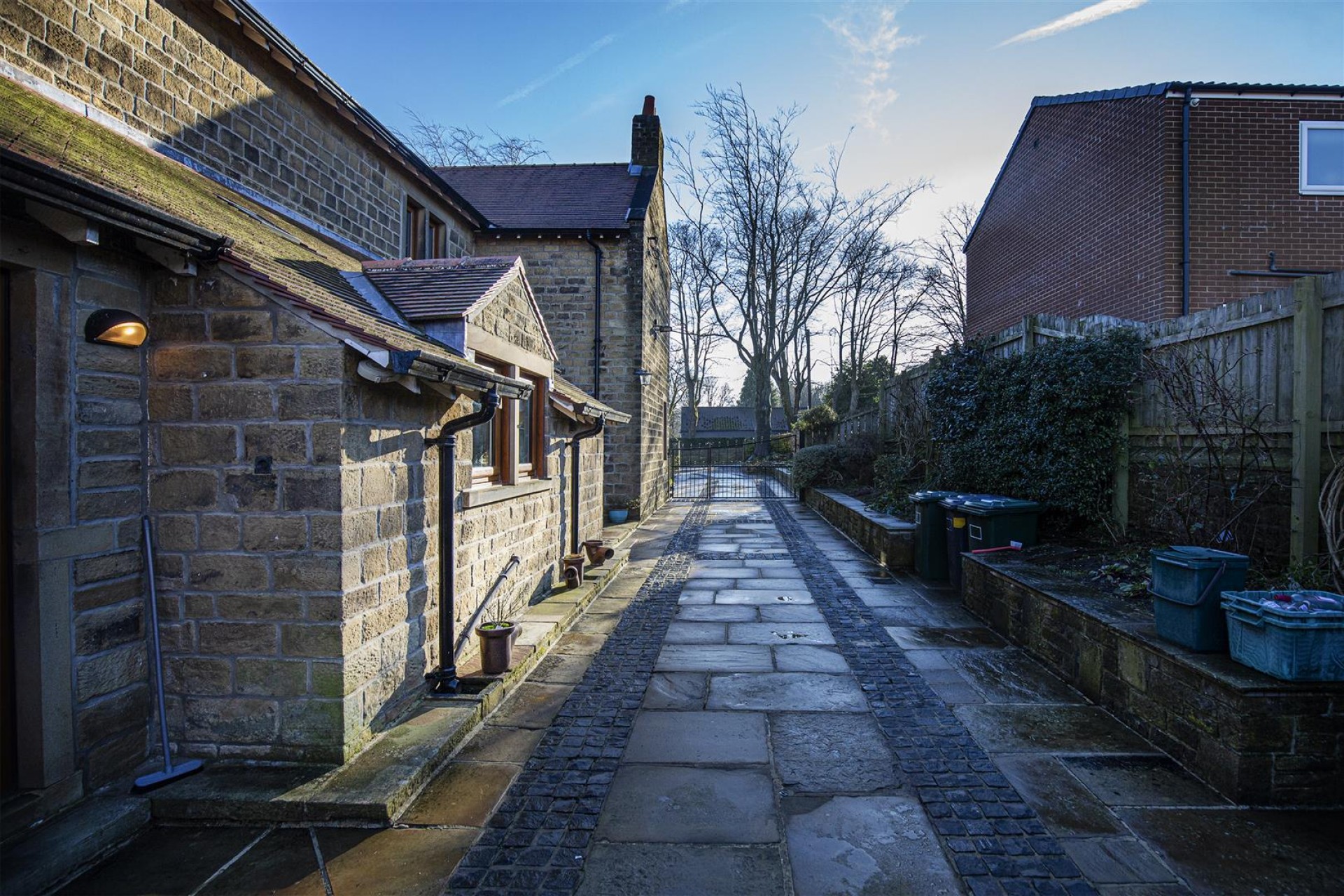 Images for Fenay Lane, Almondbury, Huddersfield