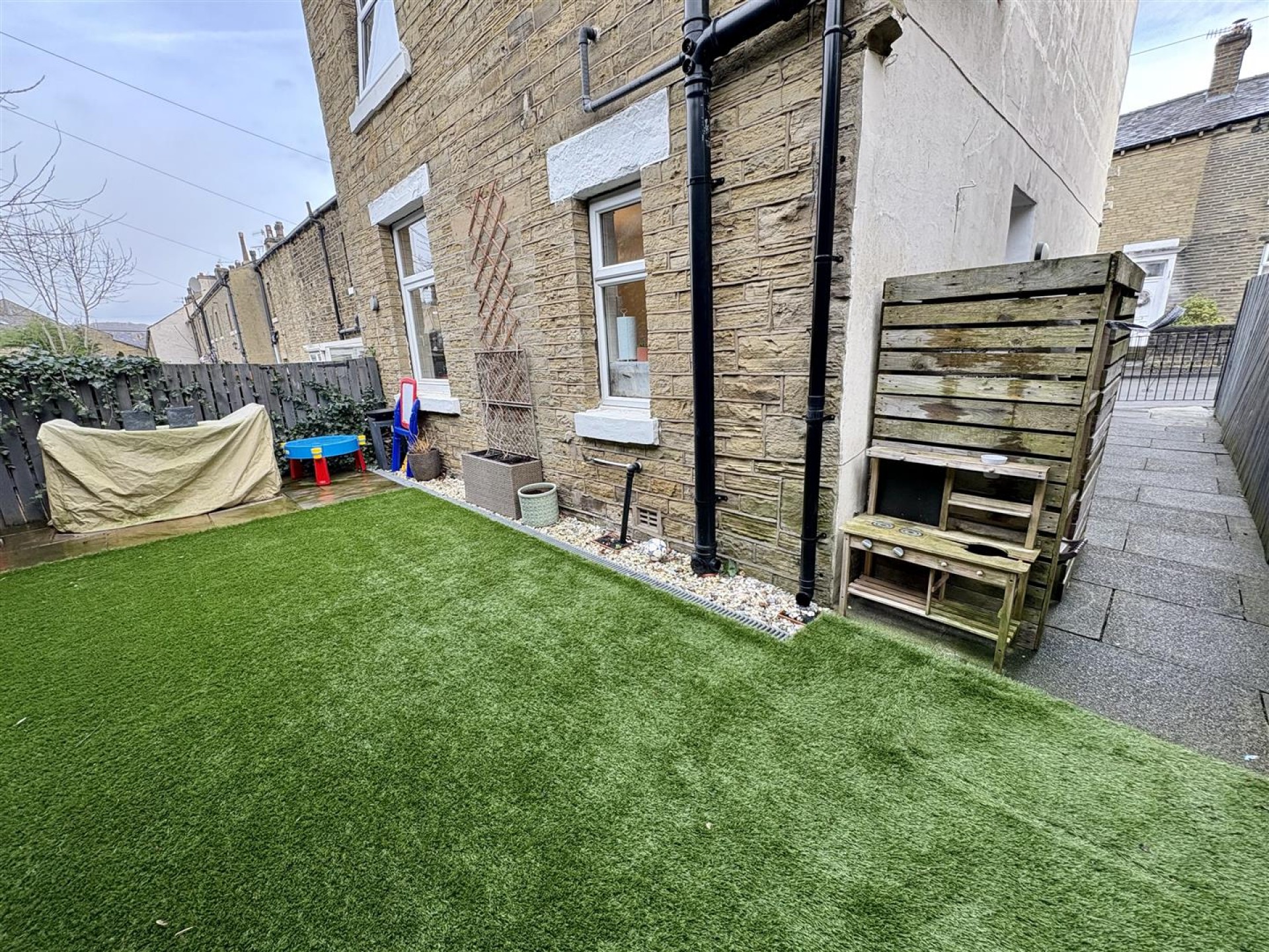 Images for Gordon Street, Elland