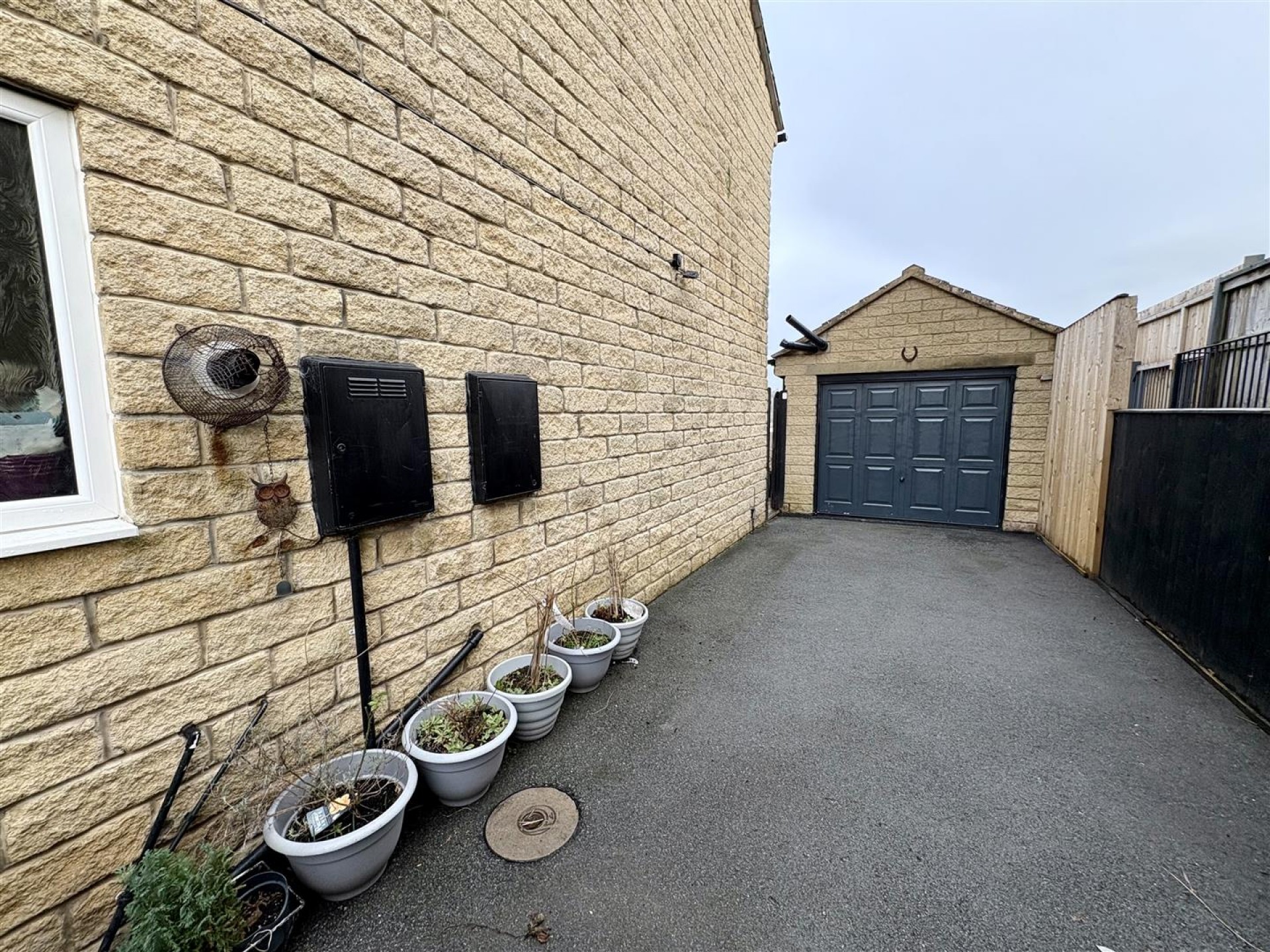 Images for High Bank Close, Elland