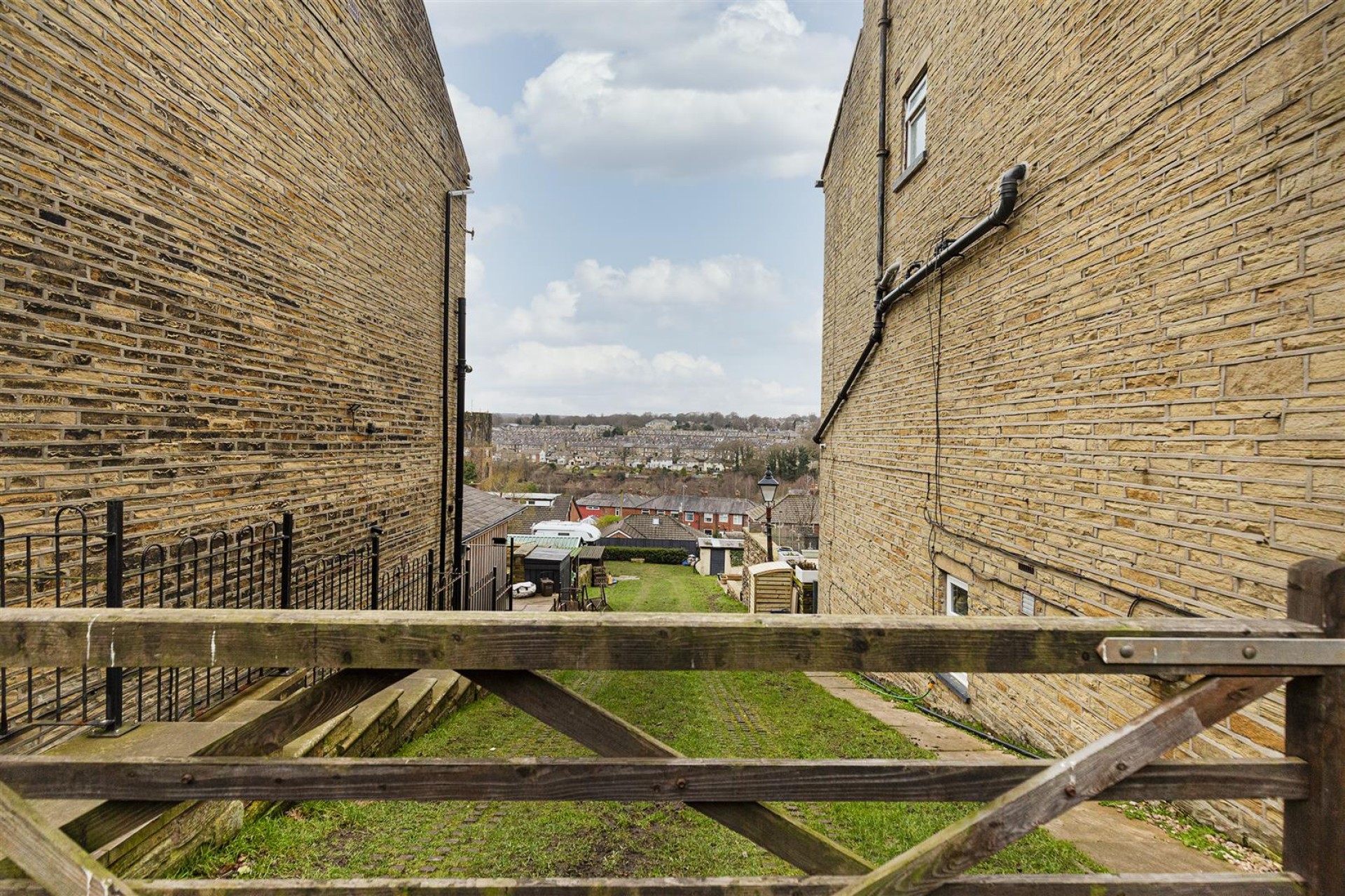 Images for New Lane, Siddal, Halifax