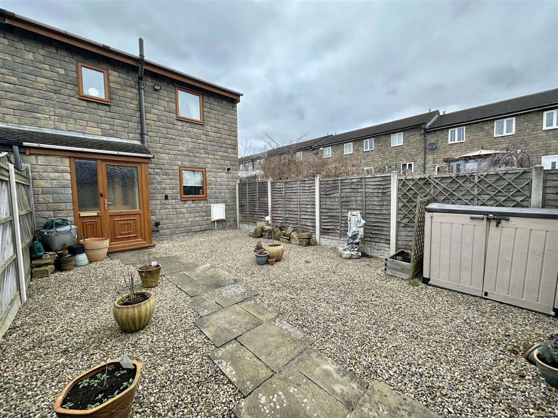 Images for John Booth Close, Roberttown, Liversedge